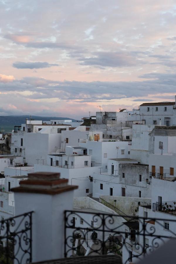 Hotel Plaza 18 - Grupo Califa Vejer de la Frontera Exteriör bild